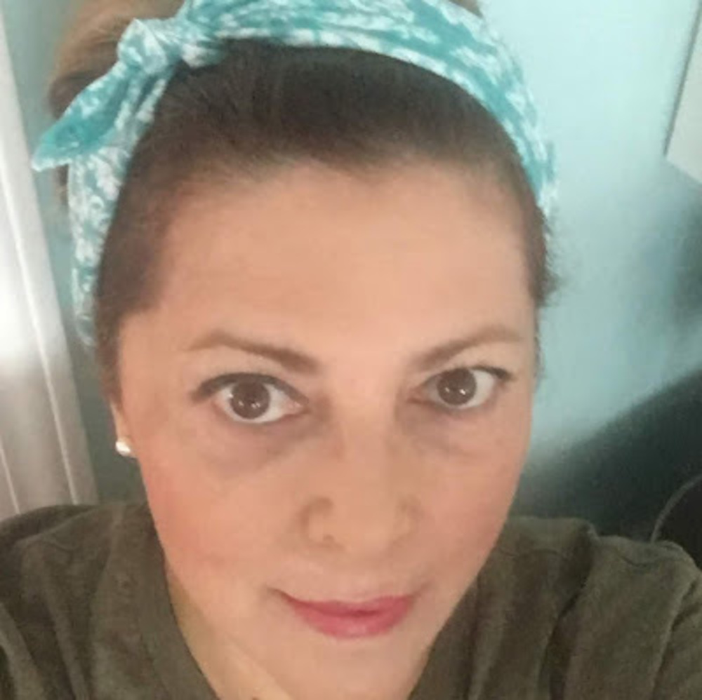 Meet your Posher, Mia